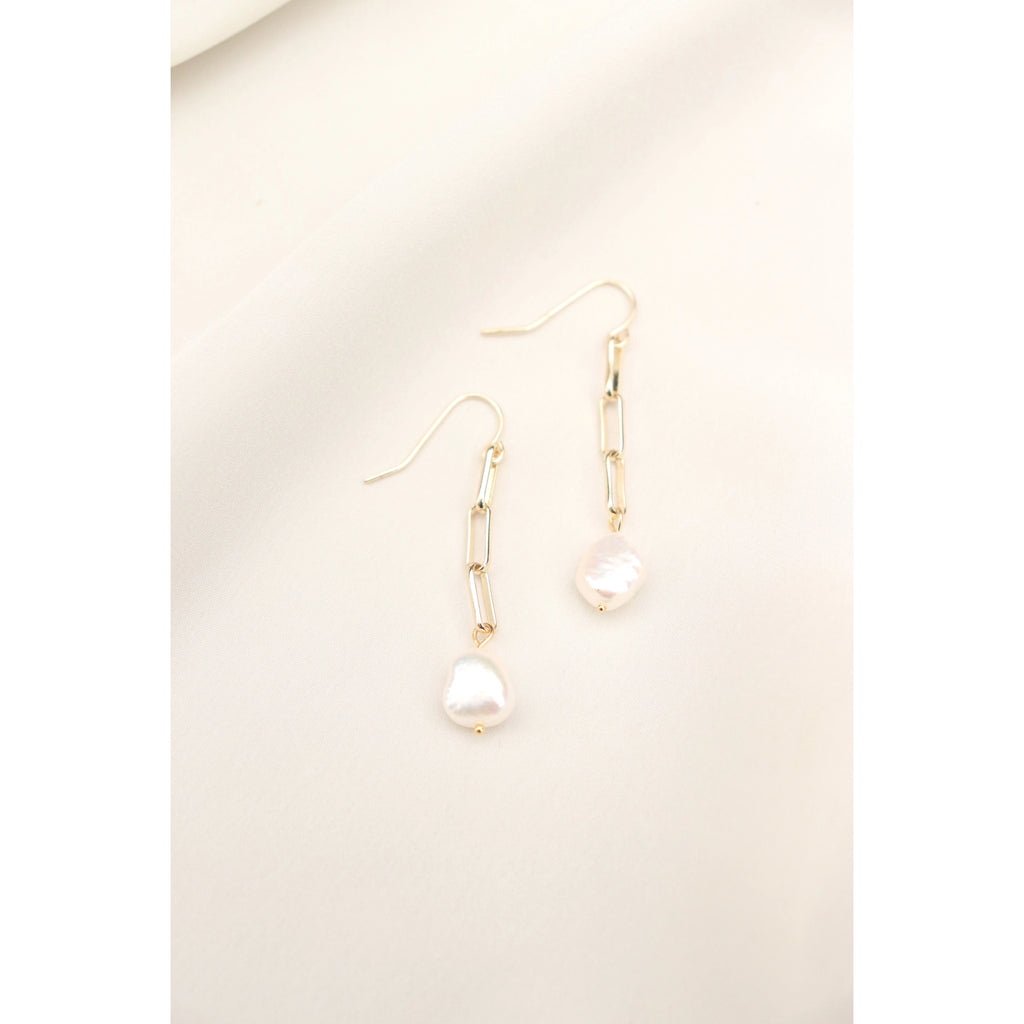 Paperclip pearl Earrings